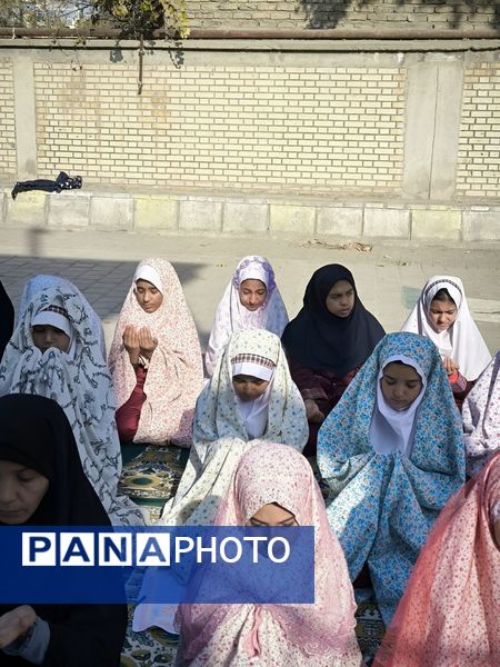 خواندن نماز باران در دبستان دخترانه شطیطه2