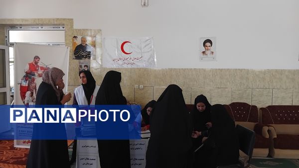 میز خدمت مسئولان در نماز جمعه شهر وردنجان