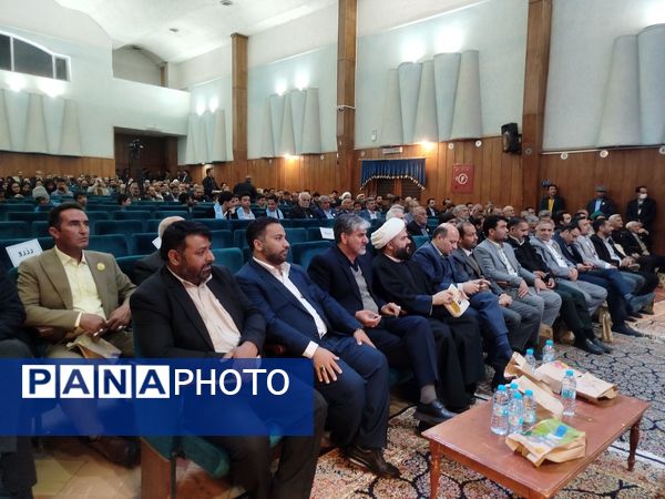 همایش «خشت های بهشتی»در کاشمر