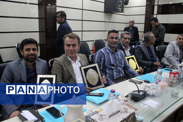 جلسه بررسی گزارش و عملکرد معاونت تربیت‌بدنی و سلامت آموزش و پرورش استان بوشهر