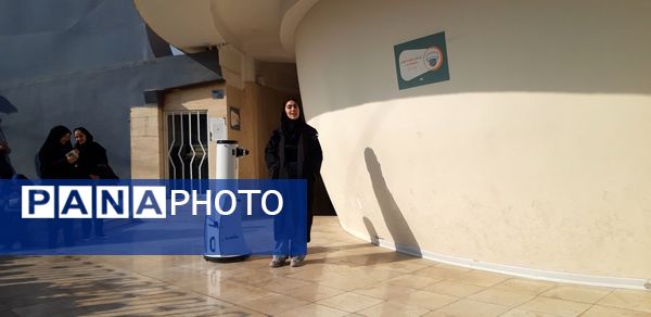 اردوی آموزشی و علمی دبستان آرمینه مصلی نژاد در انگاریوم دانشگاه فردوسی