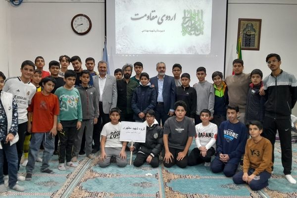 برپایی اردوی شبانه مقاومت در دبیرستان شهید بهشتی