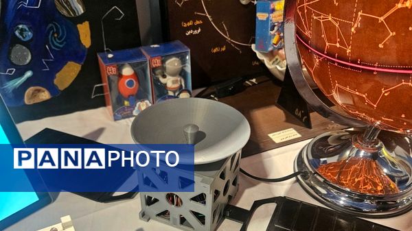 نمایشگاه هفته پژوهش و فناوری در مشهد