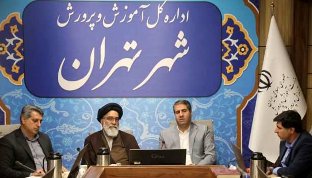 آماده‌سازی برنامه‌های یوم‌الله ۱۳ آبان با مشارکت فعال دانش آموزان