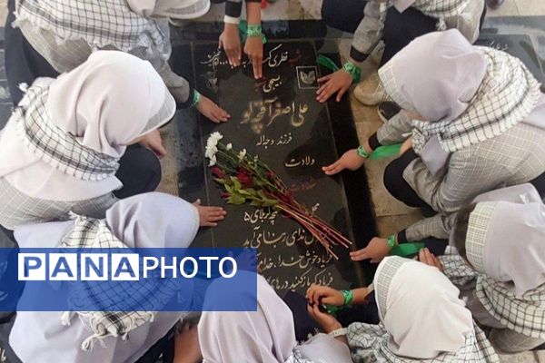 هفته بسیج و غبار روبی مزار شهدای  امامزاده عمادالدین (ع) در شهرستان رباط‌کریم