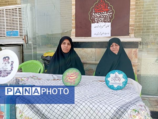 خادمان کوچک، ارادت بی کران