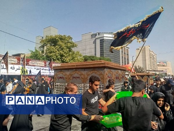 هر قدم یک عهد