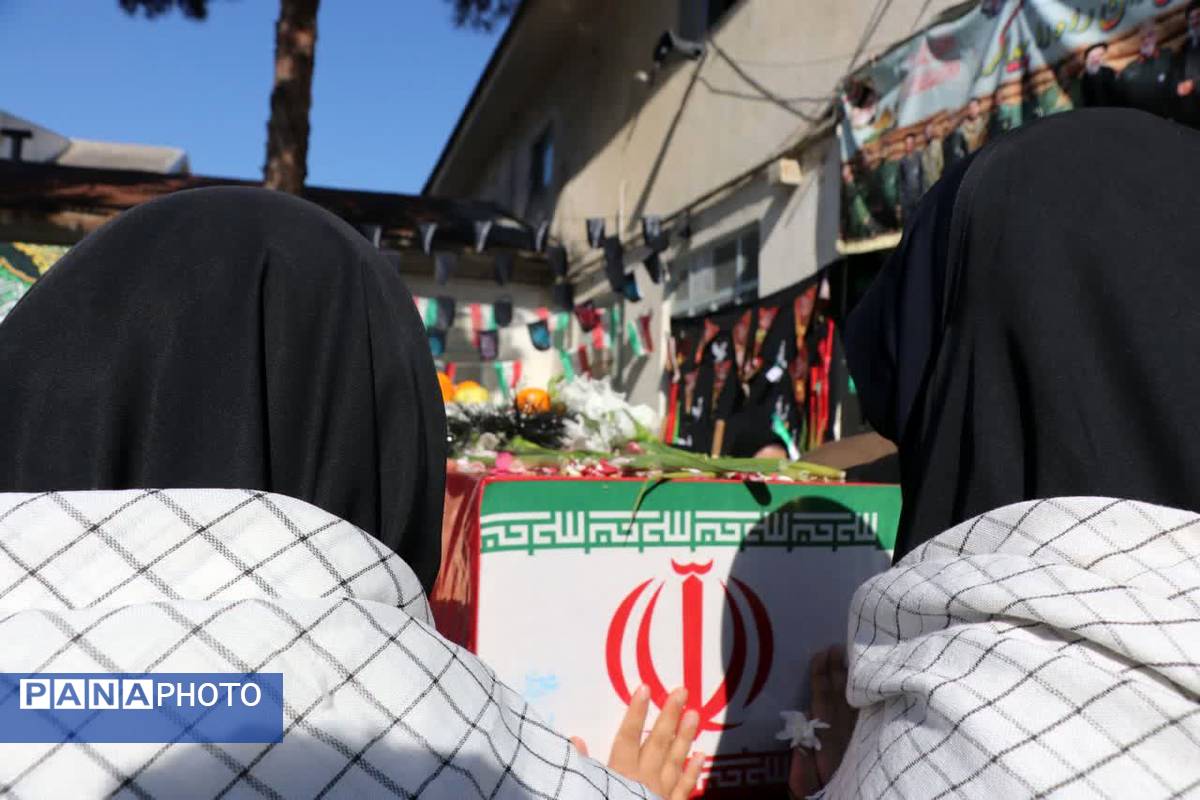 پیکر شهید گمنام در مدارس دخترانه گرگان مورد استقبال قرار گرفت