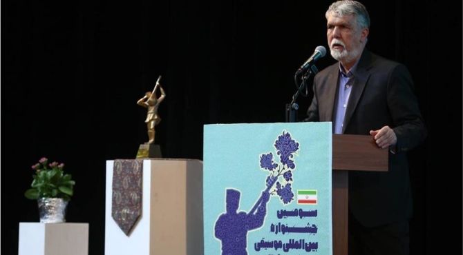 صالحی: موسیقی عاشیق‌لار یکی از جلوه‌های زیبای هنر این سرزمین است