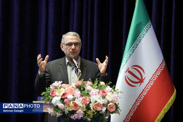 رویداد تفکر روایی در مدیریت مدرسه