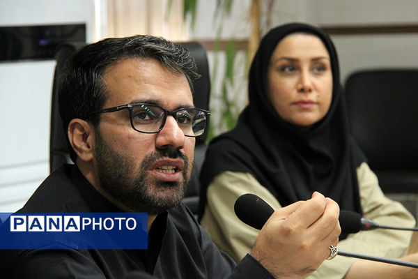 گفت‌وگوی صمیمی مدیرعامل خبرگزاری پانا با دانش‌آموزخبرنگاران استان‌ها