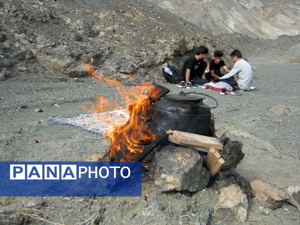 مرحله دوم اردو کوه‌نوردی هنرستان شهید دیواندری سبزوار 