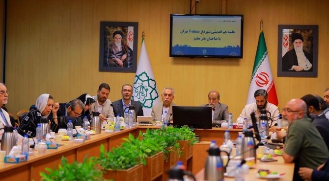 نشست هم‌اندیشی مدیریت شهری با هنرمندان برگزار شد