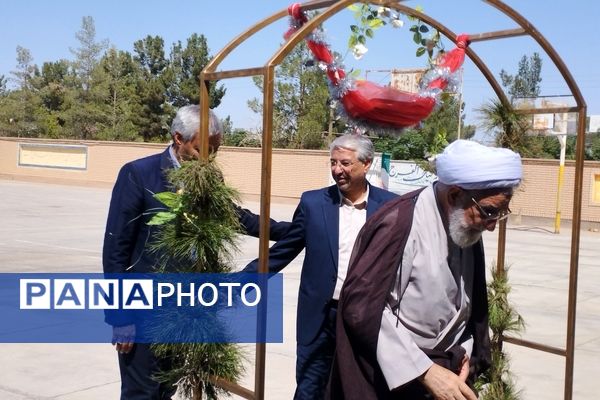 زنگ آغاز سال تحصیلی جدید در شهرستان گناباد 