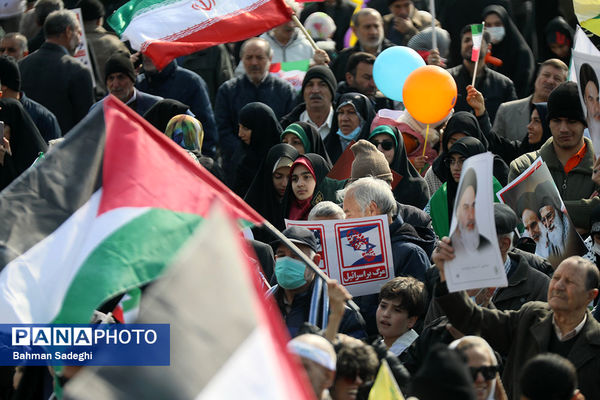 سخنرانی رئیس جمهوری در راهپیمایی ۲۲ بهمن ۱۴۰۳
