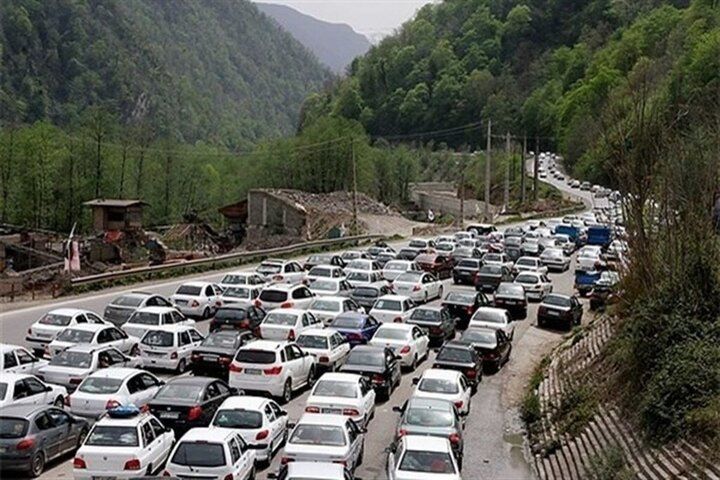 ترافیک سنگین در برخی مقاطع محور هراز