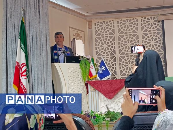 کارگاه خبرنگاری موبایلی با  مدیر عامل خبرگزاری پانا در مشهد 
