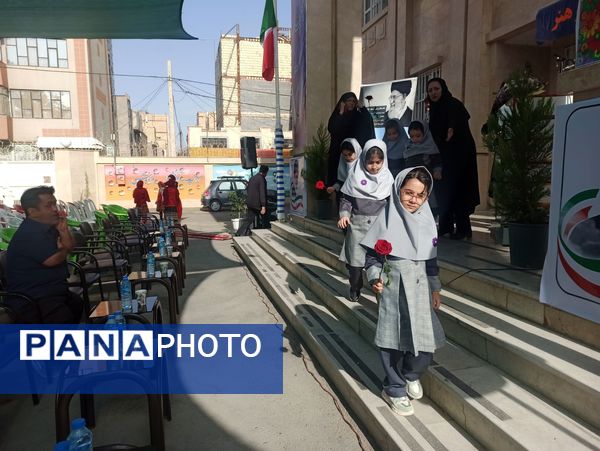 آغاز سال تحصیلی جدید در دبستان دخترانه پری زابلی نژاد ناحیه دو 