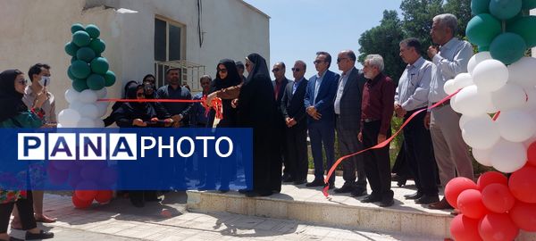 افتتاح زمین‌های فوتسال و بازی کودکان و والیبال پارک بانوان حاجی آباد  