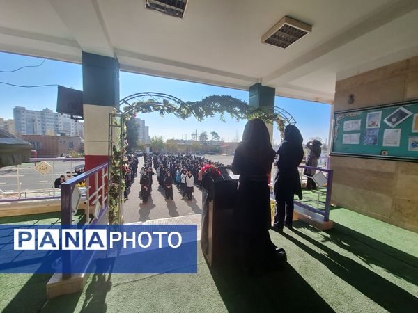دوره آموزشی پیشگیری از بیماری‌های عفونی در آموزشگاه فرزانگان