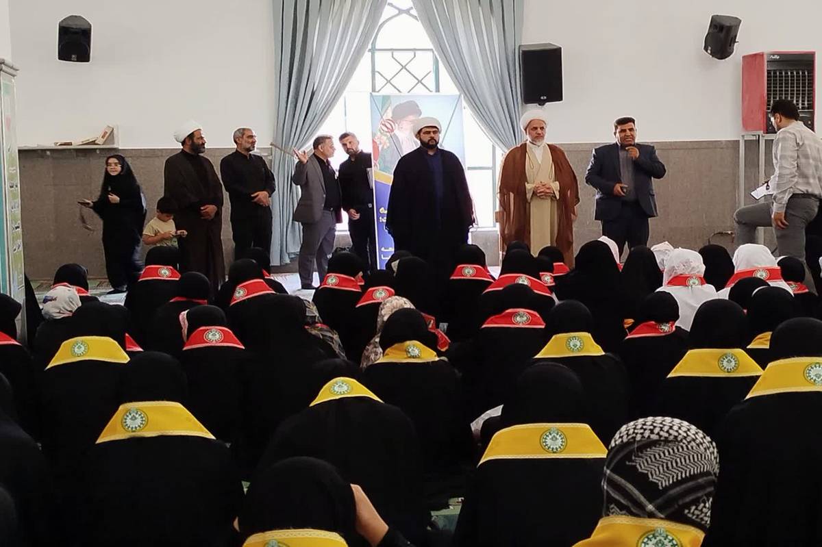 سالروز نخستین نماز جمعه پس از انقلاب، پرشورتر از همیشه در ساوه برگزار شد