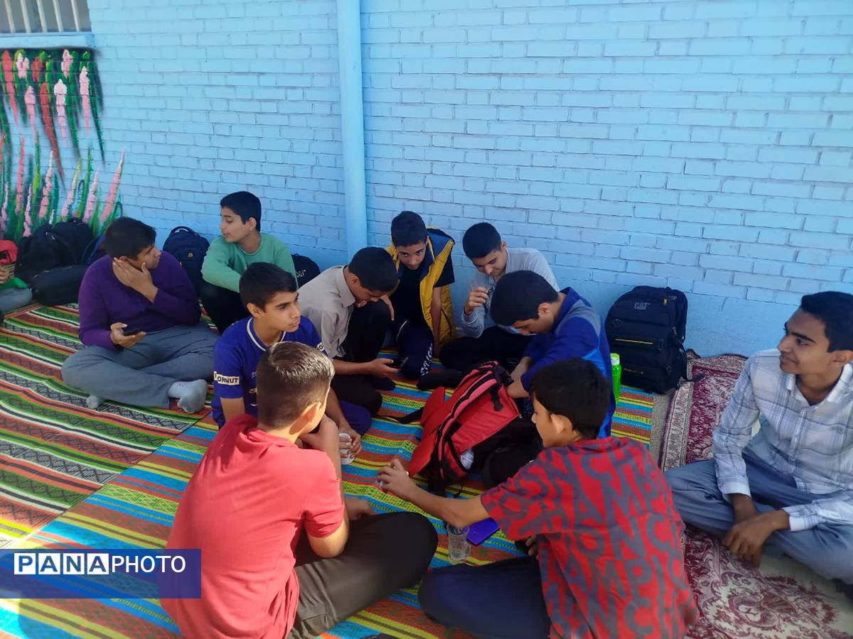 روزی با نشاط و عالی برای دانش آموزان دبیرستان نمونه دولتی دانش