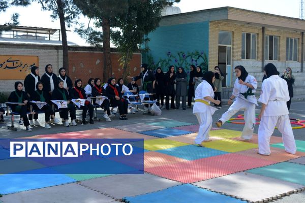 از حرکات رزمی دانش‌آموزان تا طناب‌کشی معلمان، المپیاد ورزشی مدرسه حکمت بهارستان‌دو