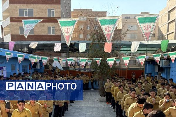 برای اولین بار در کشور،انتخابات الکترونیکی شورای دانش آموزی در دبیرستان صبح روشن شهر قدس