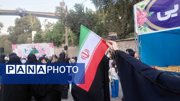 برگزاری جشن میلاد پیامبر (ص) و امام جعفر صادق (ع) در کرج