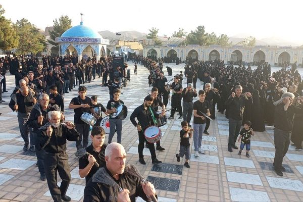 عزاداری هیئت‌های مذهبی در بارگاه منور امام زاده محمد عابد کاخک
