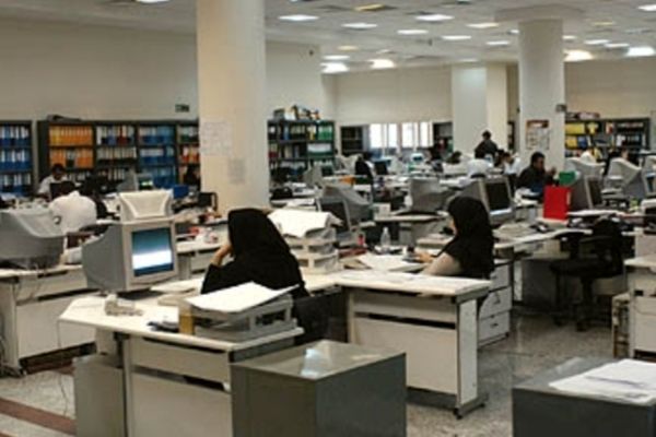 گرمای هوا ساعت کار ادارات را کاهش داد