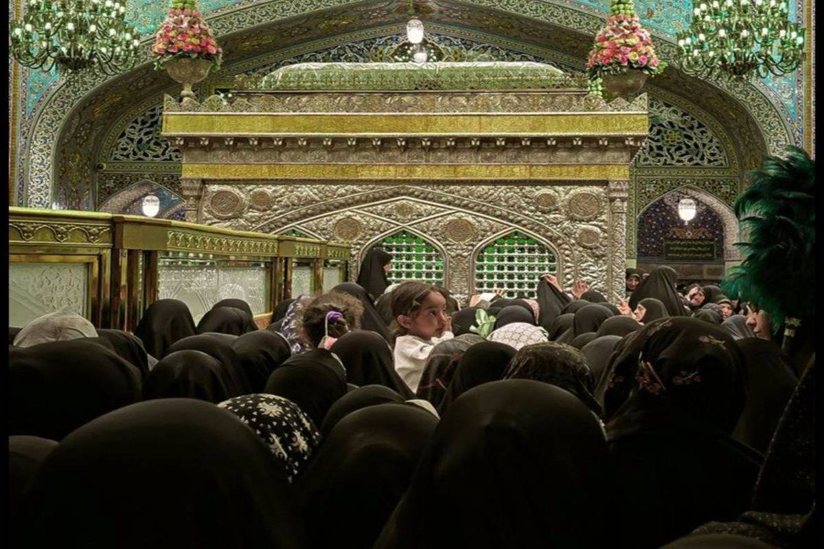 شور و ارادت شیعیان در سالروز شهادت امام حسن عسکری(ع) در امامزاده سید حمزه تبریز