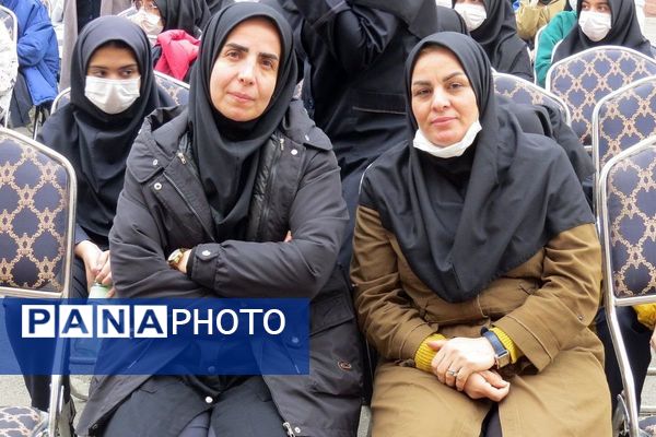 مراسم هفته پژوهش در دبیرستان بانو عفت آهنگری شهرری