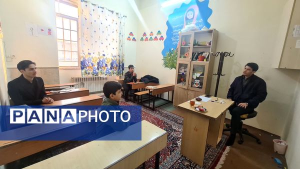 کلاس‌های آمادگی دانش‌آموزان چهل و سومین دوره‌ مسابقات قرآن، عترت و نماز ناحیه۷ مشهد 