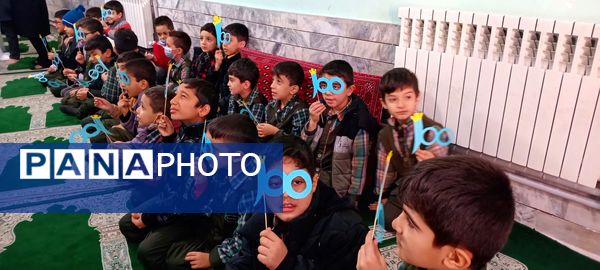 برگزاری جشن یادگیری عدد صد برای کلاس دومی‌های دبستان تصفیه چیها 
