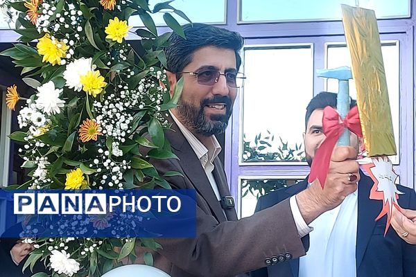 آیین بزرگداشت هفته بهداشت روان و انتخابات همیار مشاوران