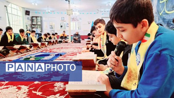 اعتکاف دانش‌آموزی در گرگان