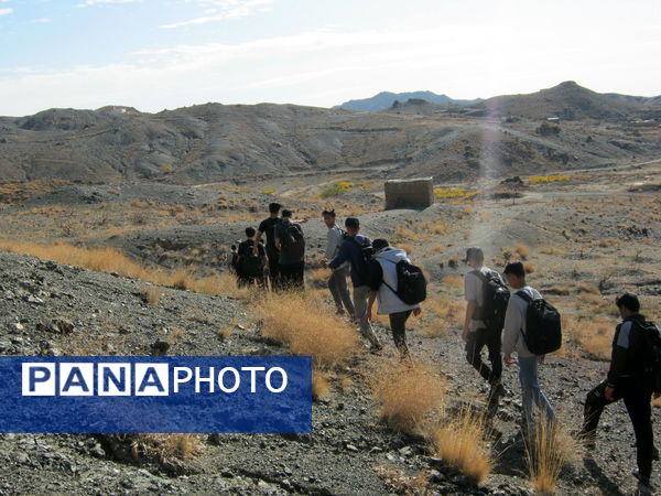 مرحله دوم اردو کوه‌نوردی هنرستان شهید دیواندری سبزوار 