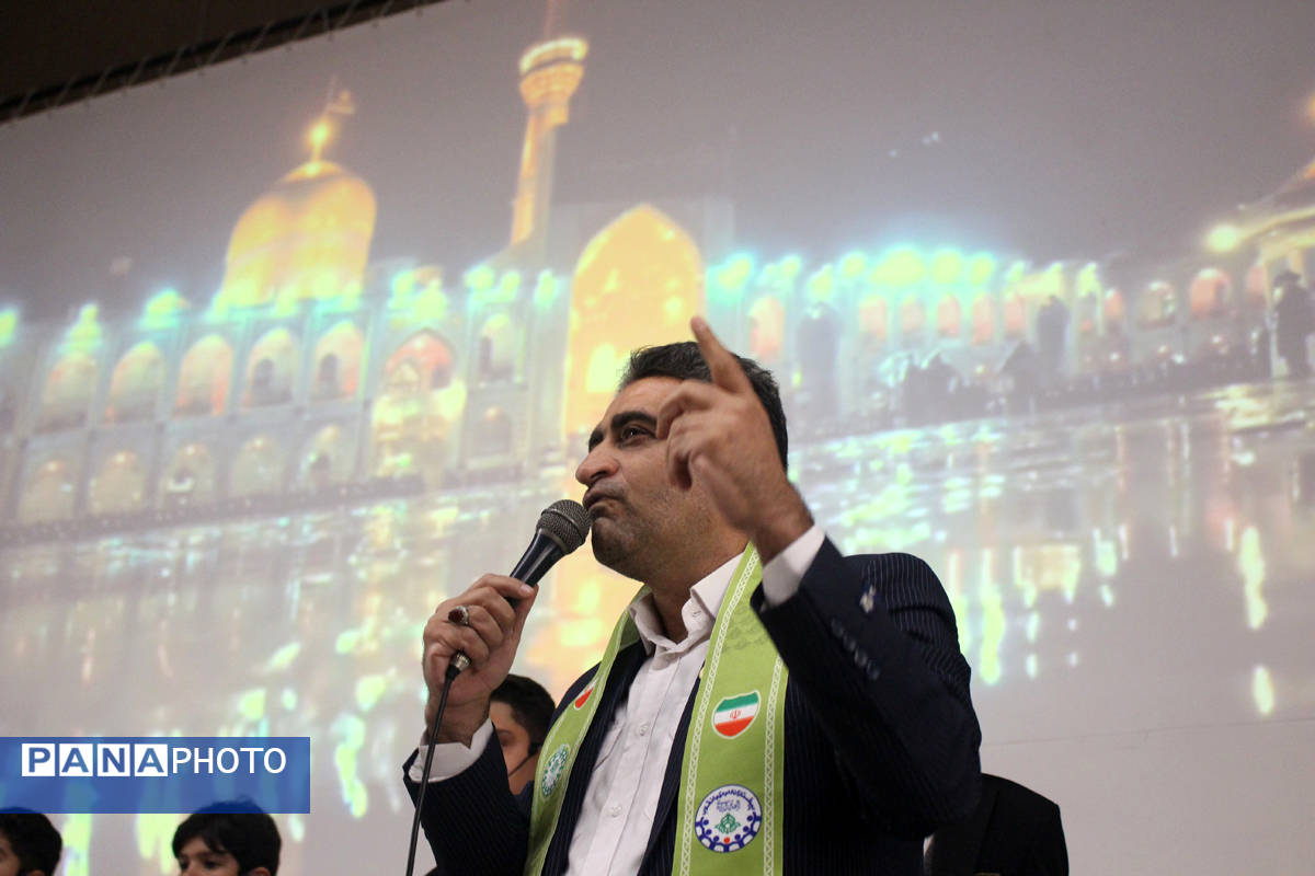 آیین بزرگداشت سالروز تاسیس سازمان دانش آموزی در قم- 2