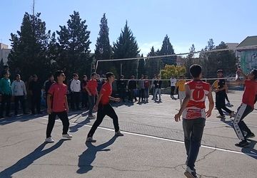 برگزاری مسابقه فینال والیبال دانش‌آموزان ساوجبلاغ