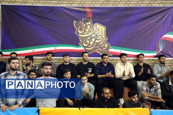 لیگ ورزشی دانشگاه فرهنگیان؛ شور و نشاط دانشجومعلمان با یاد شهدای اقتدار