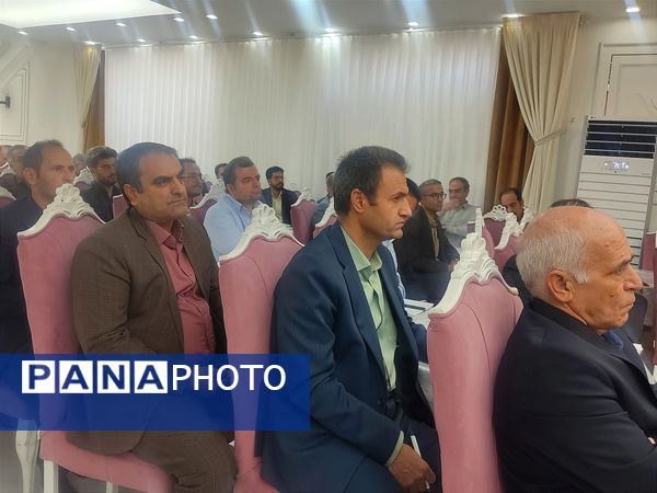 ویژه برنامه در مسیر دانایی در کاشمر