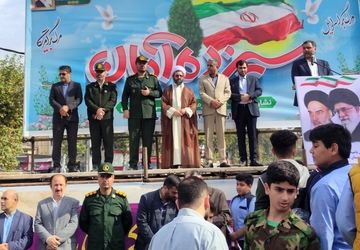 راهپیمایی روز ۱۳ آبان روز دانش آموز در شهرستان صومعه‌سرا