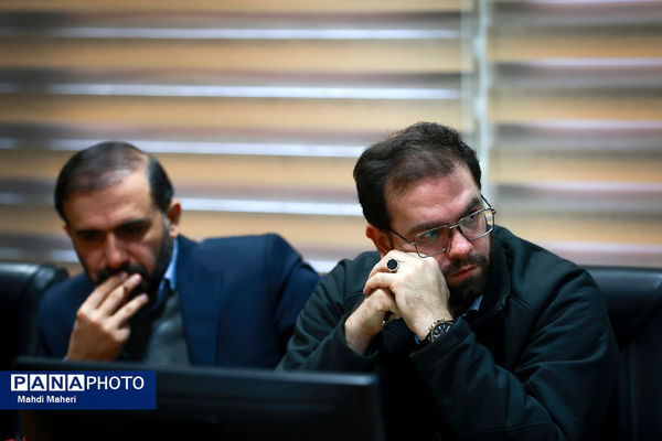 جلسه ستاد راهبری نظام مراقبت اجتماعی دانش‌آموزان (نماد)