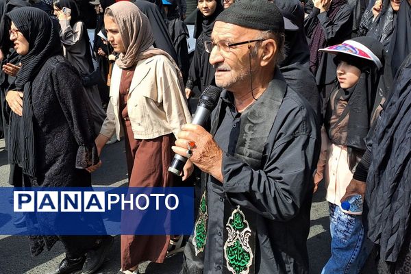 طنین فریاد «لبیک یا حسین(ع)» در پیاده‌روی باشکوه جاماندگان اربعین حسینی در شهرستان قدس