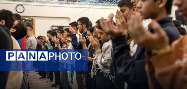 اعتکاف پسران نسل آفتاب