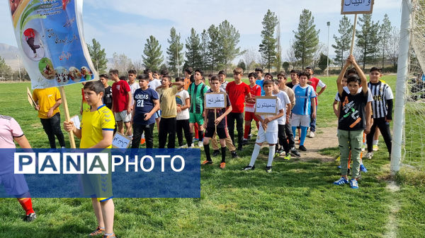 برگزاری آیین فعالیت‌های ورزشی درون مدرسه‌ای دبیرستان نمونه دولتی پژوهش آشخانه 