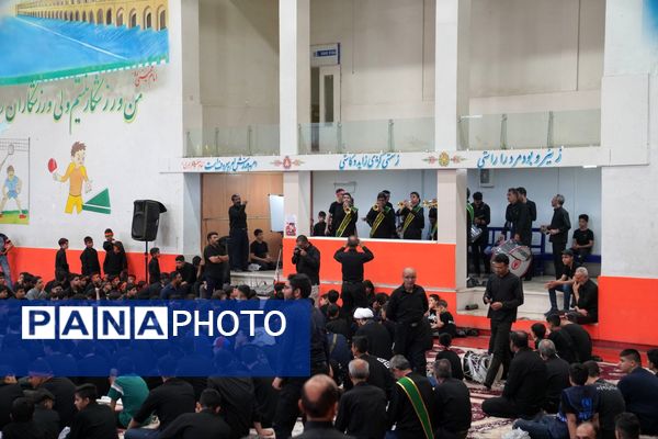 برگزاری سوگواره احلی من العسل در اداره‌کل آموزش و پرورش استان اصفهان