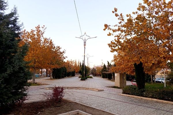 طبیعت زیبای کاشمر در پاییز