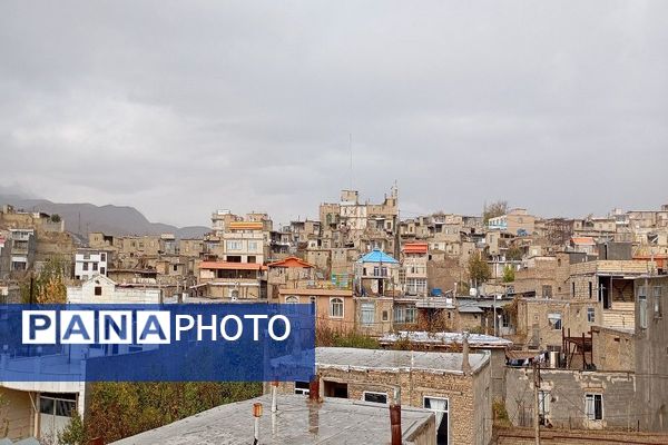 اولین باران پاییزی قابی شفاف از پاییز  رنگارنگ را در شهر زیبای بار رقم زد